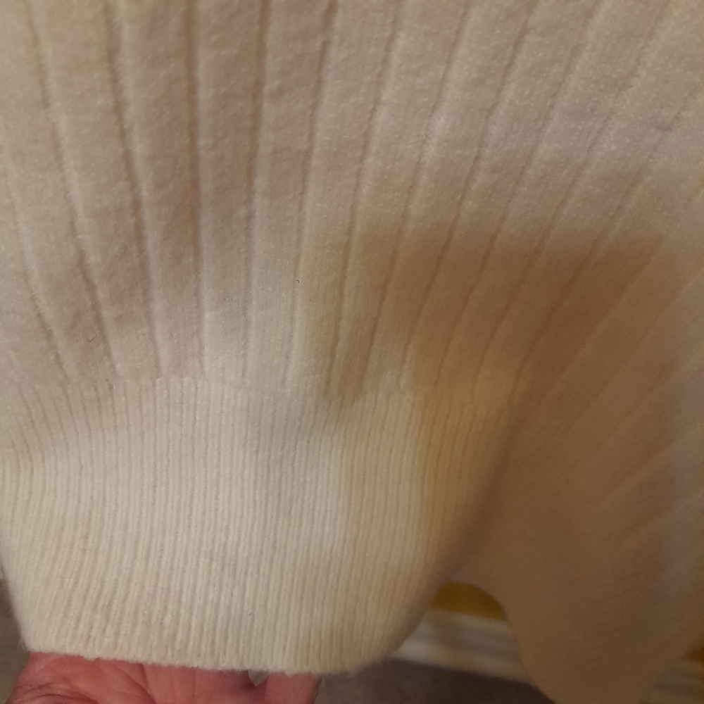 Loft Sweater - Picture 6 of 7